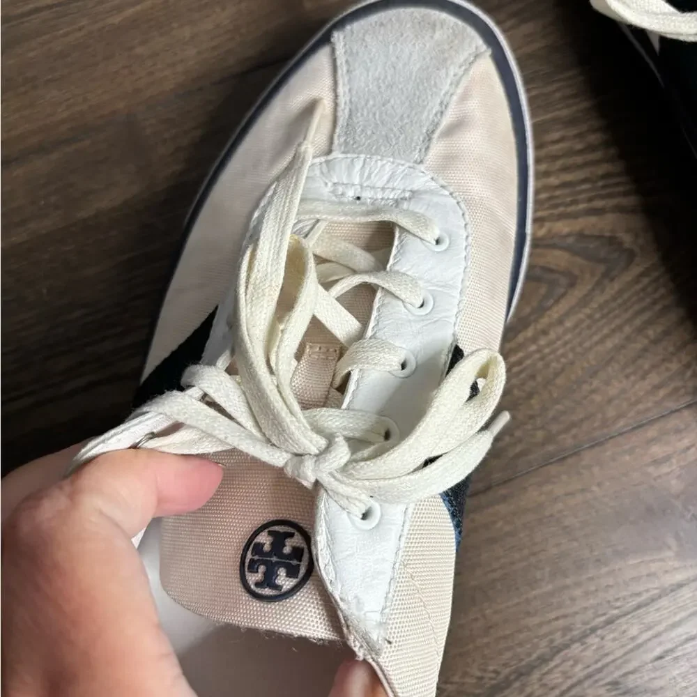 Tory Burch White Navy Stripe Lace Up Sneakers Rubber Sole 9
